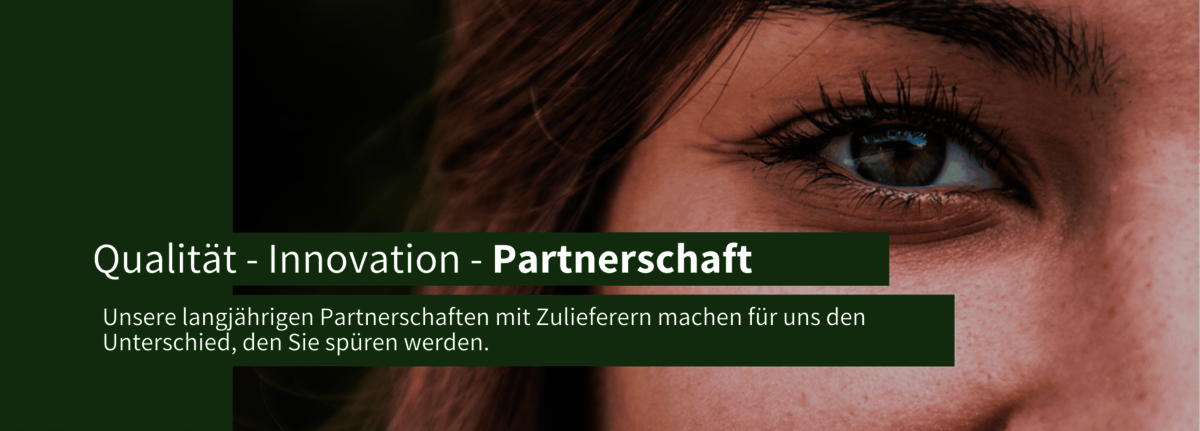 Nahaufnahme Frau mit Fokus grünes Auge